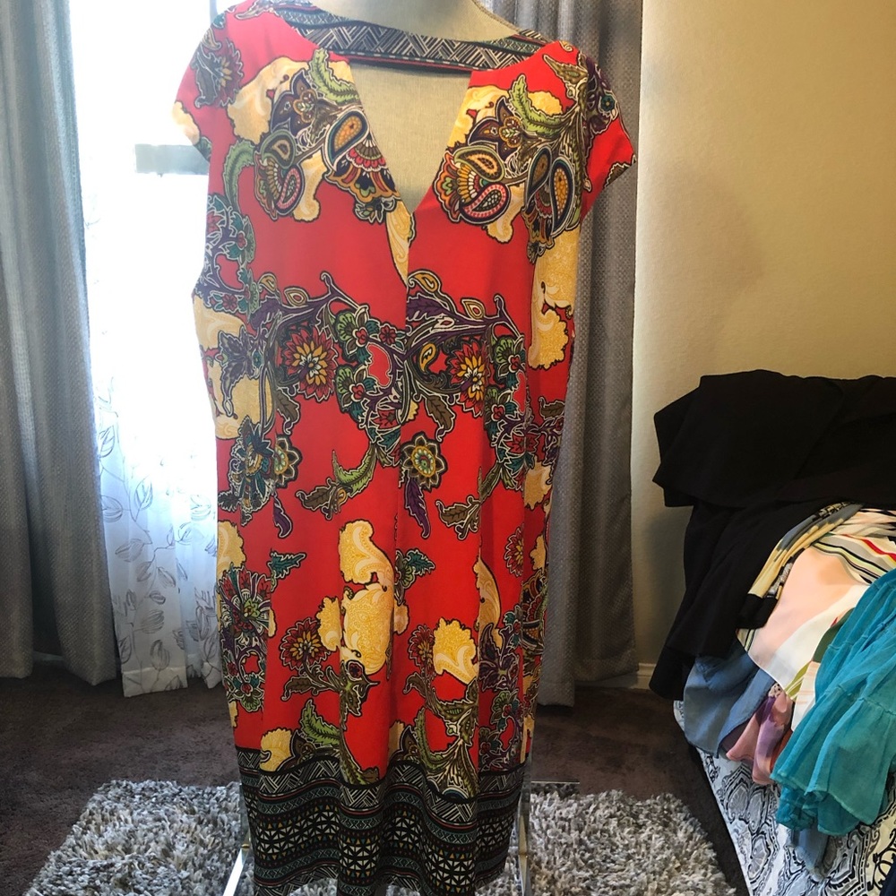 Dress - Picture 2 of 2
